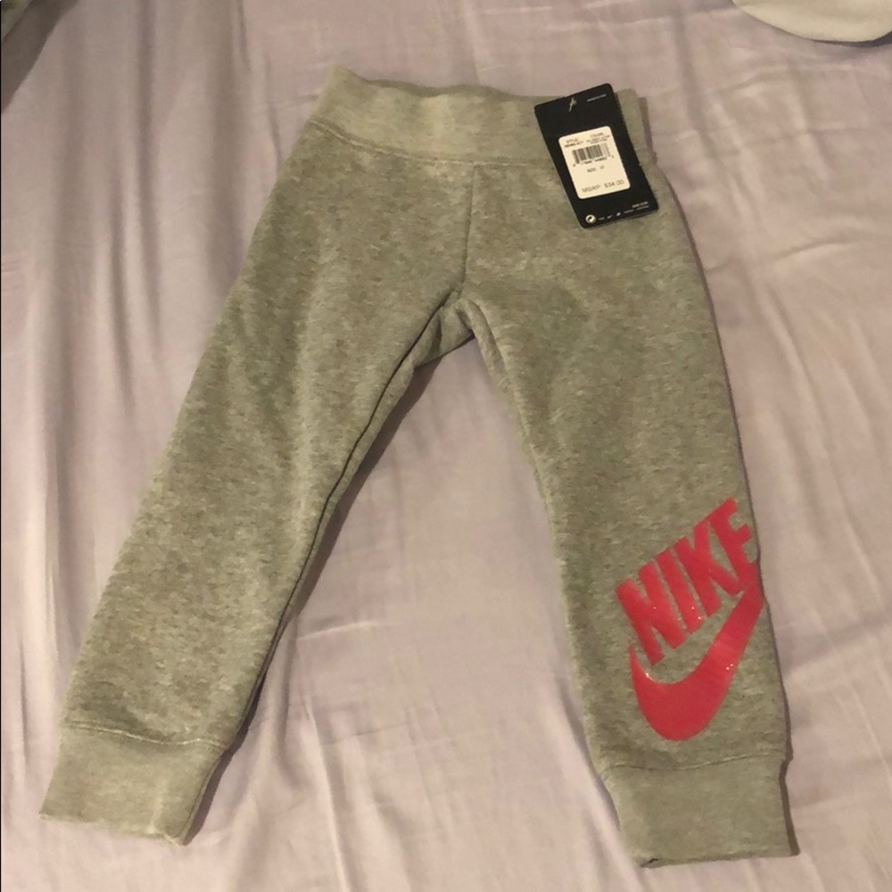3T Nike joggers